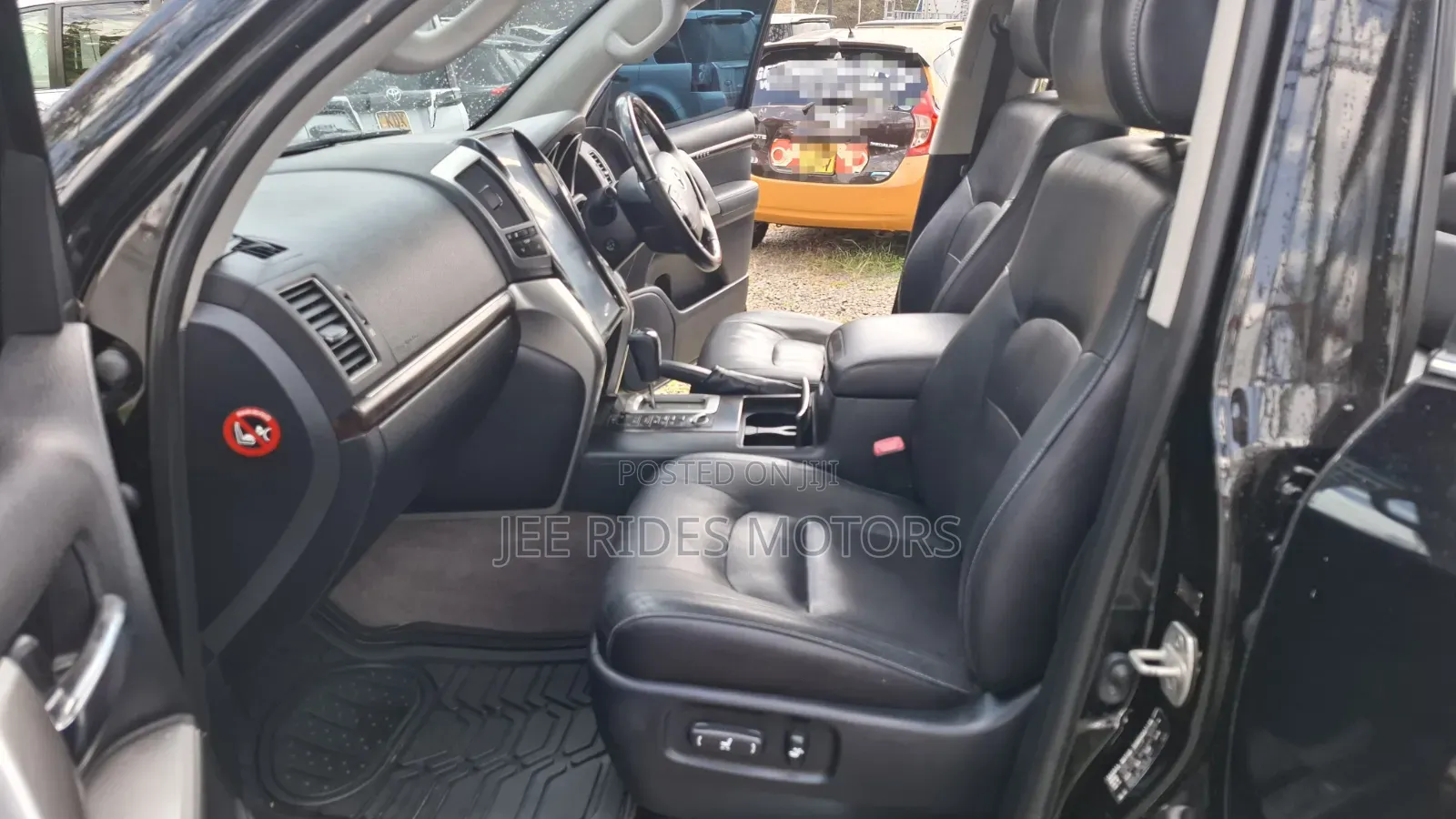 Toyota Land Cruiser 4.6 V8 ZX 2012 Black