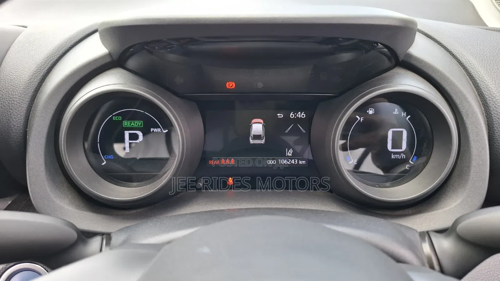 Toyota Yaris Cross 1.5 Hybrid AWD 2020 Red