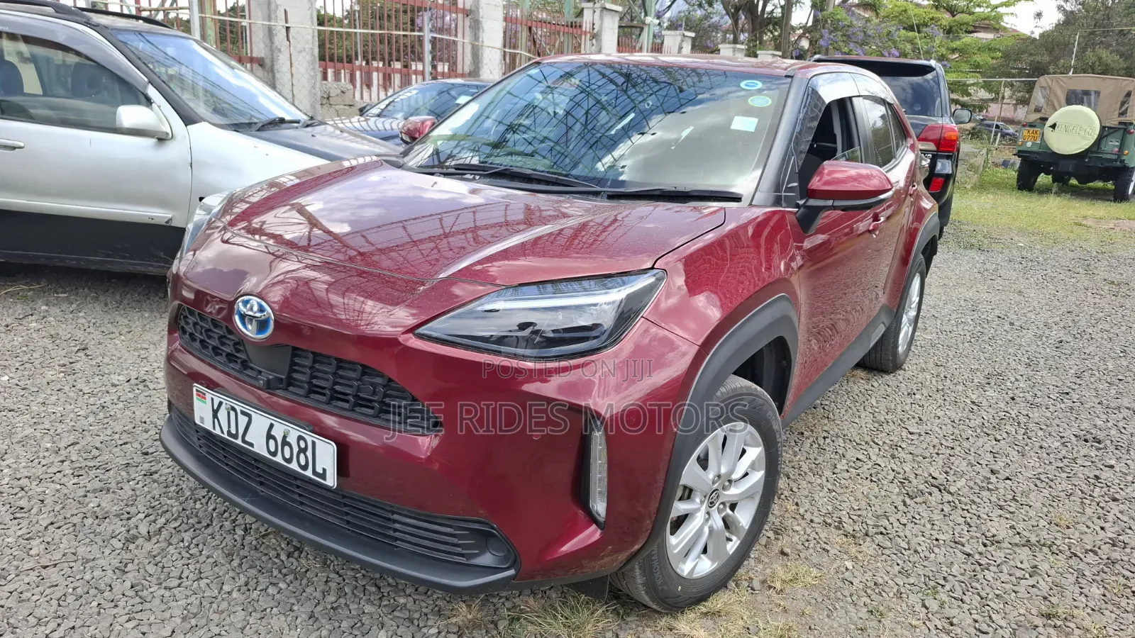 Toyota Yaris Cross 1.5 Hybrid AWD 2020 Red