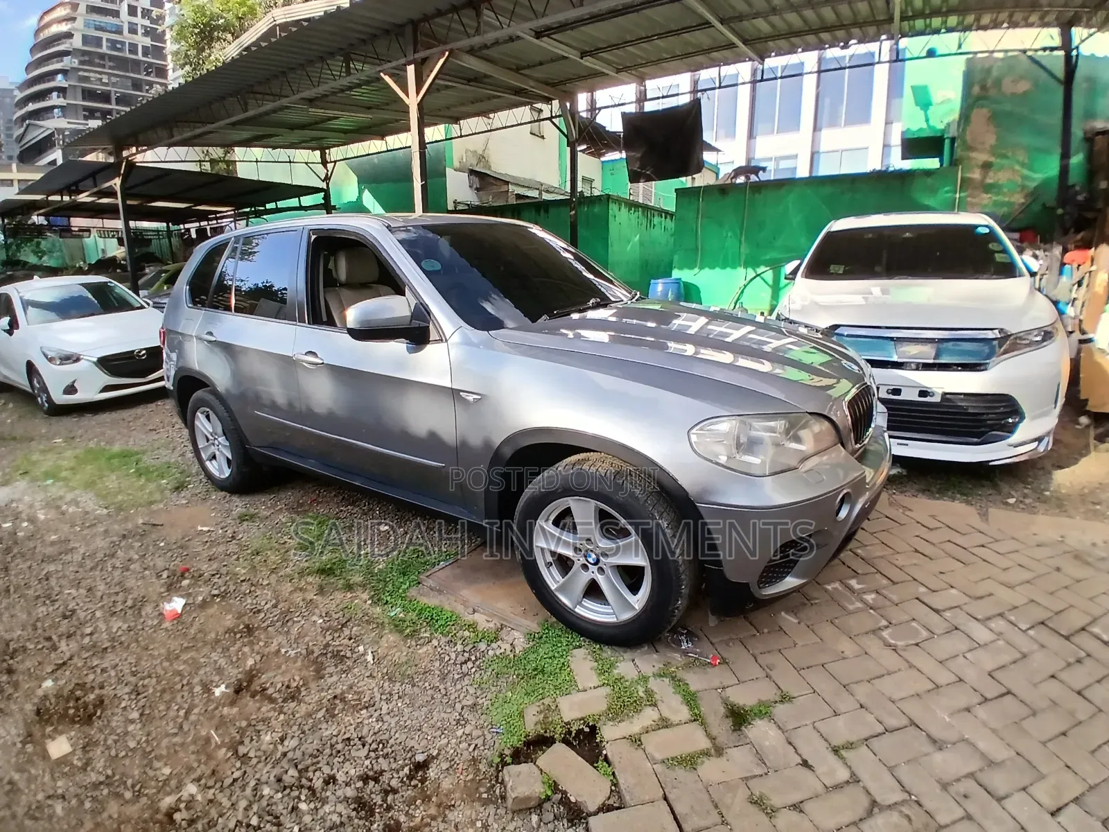 BMW X5 xDrive30i AWD (3.0L 6cyl 6A) 2010 Gray