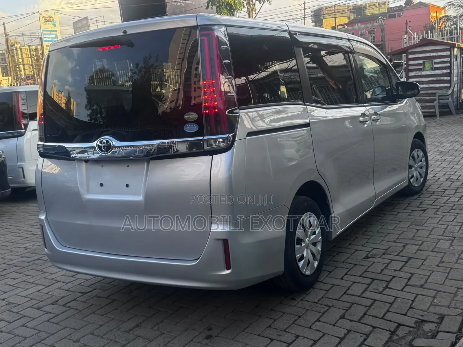 Toyota Noah 2.0 FWD (8 Seater) 2019 Gray