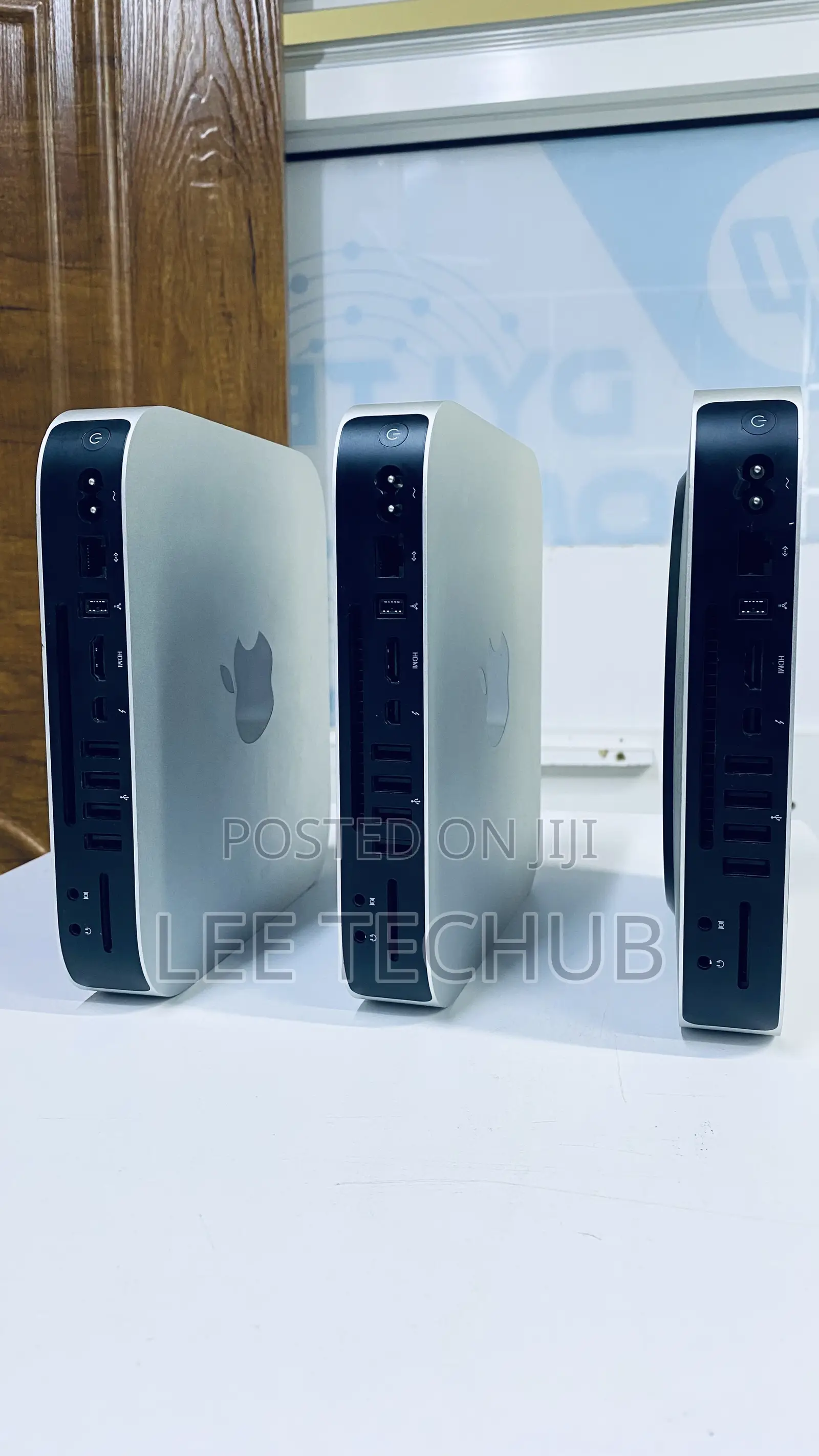 Desktop Computer Apple Mac Mini 8GB Intel Core i5 SSD 128GB