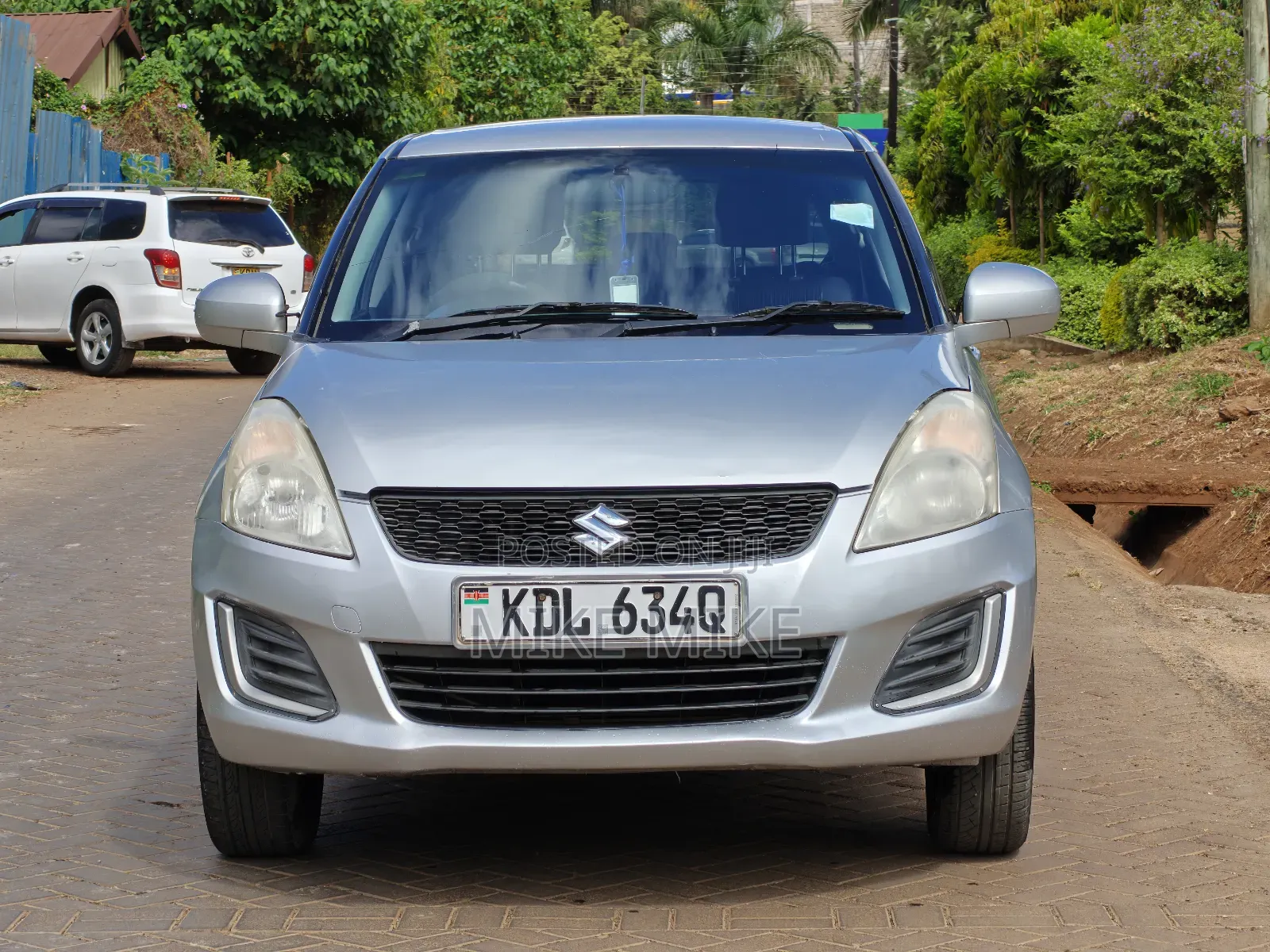 Suzuki Swift 2016 Silver