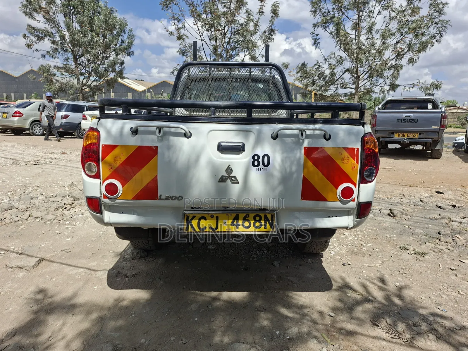 Mitsubishi L200 Club Cab 2.5 180hp 4WD 2015 White