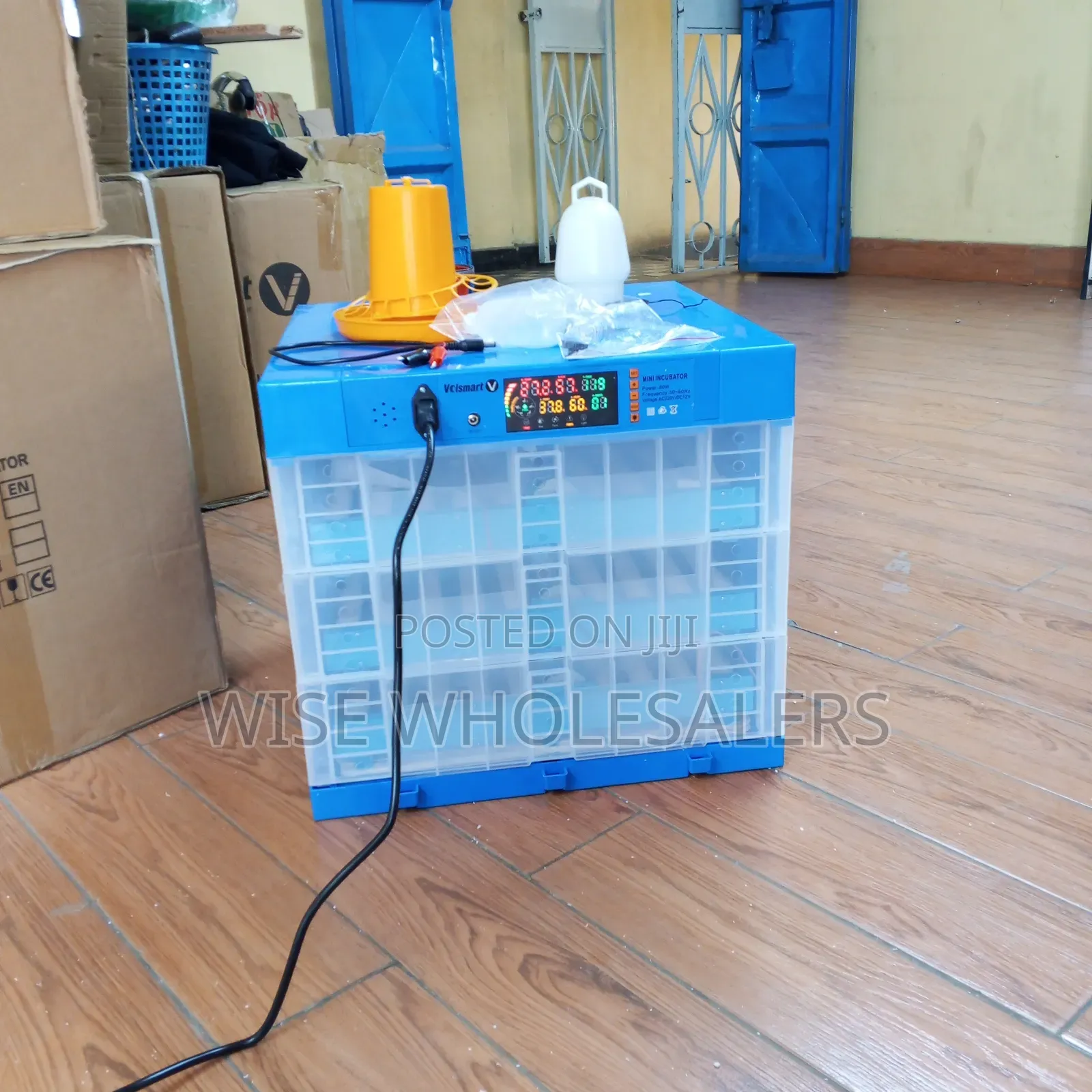 192 Eggs Automatic Incubator