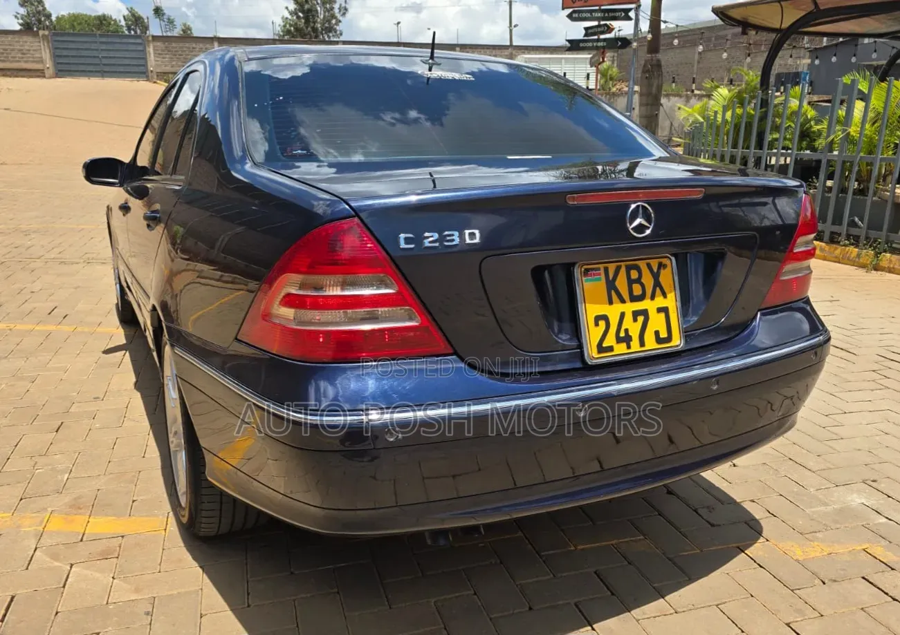 Mercedes-Benz C230 2006 Blue