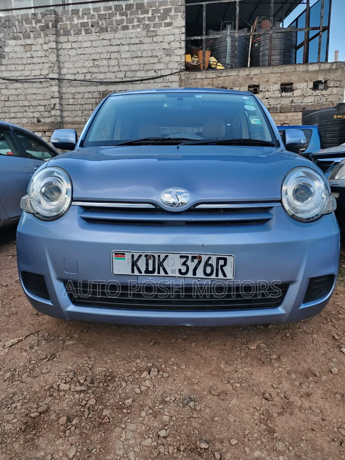 Toyota Sienta 2015 Blue