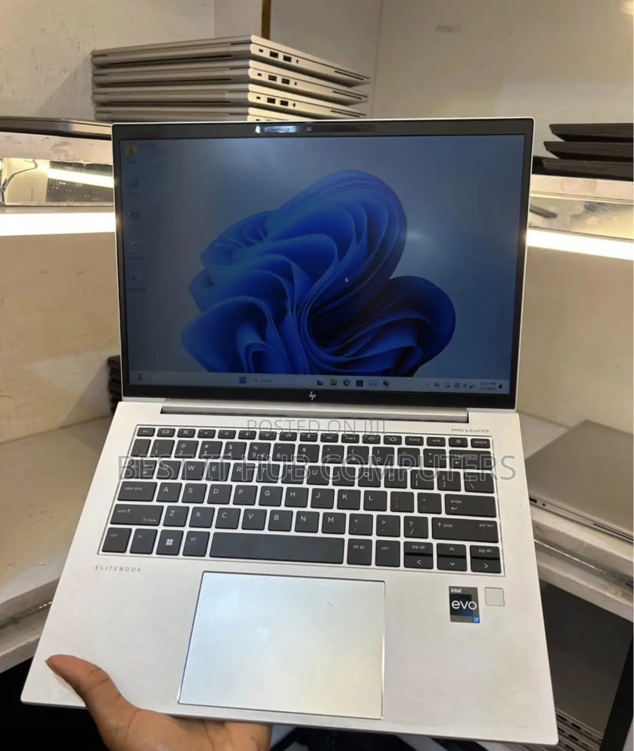 Laptop HP EliteBook 840 G10 8GB Intel Core i5 SSD 256GB
