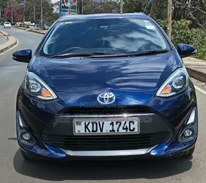 Toyota Aqua 2018 Blue