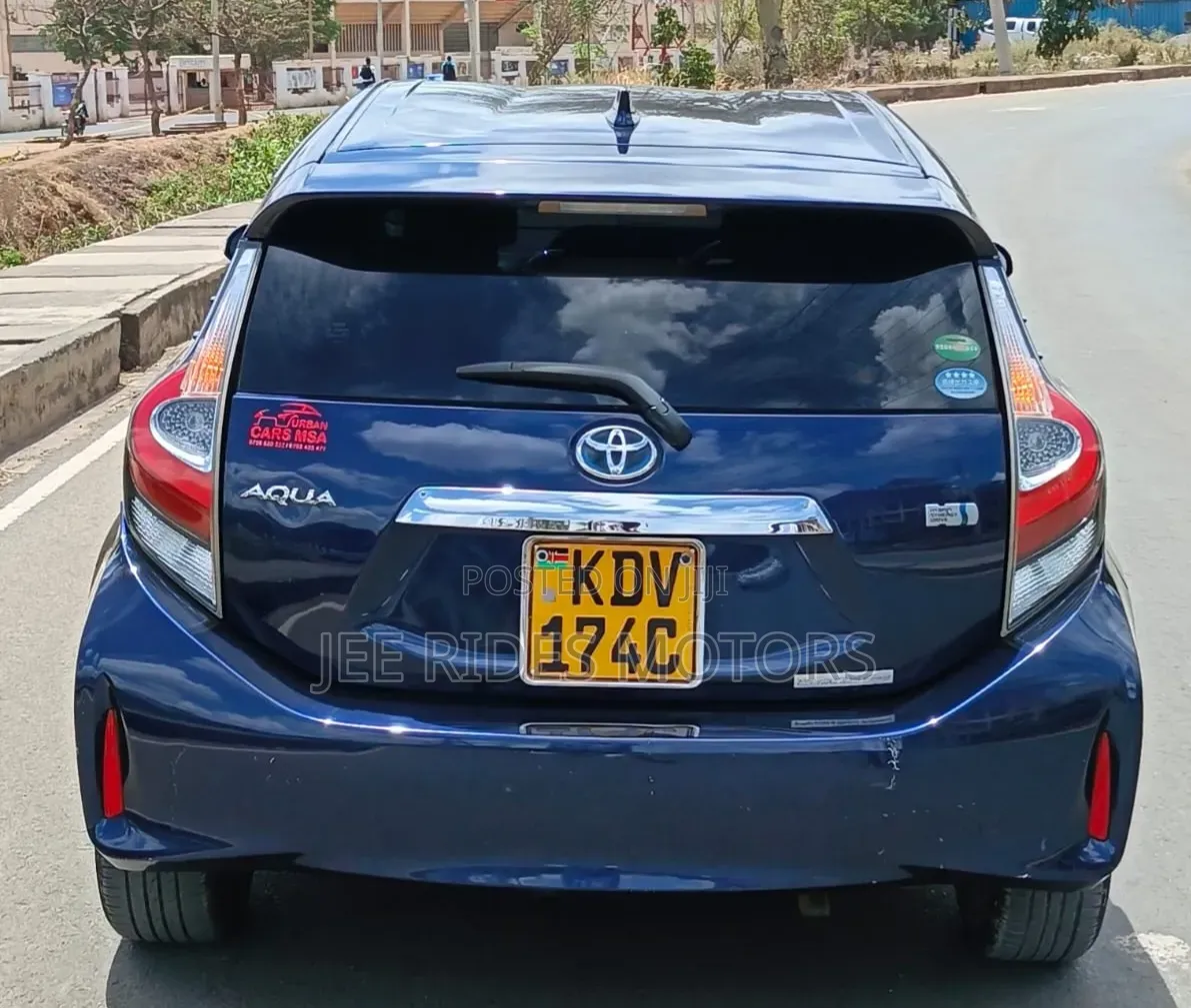 Toyota Aqua 2018 Blue