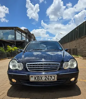 Mercedes-Benz C230 2006 Blue