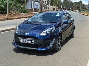 Toyota Aqua 2018 Blue