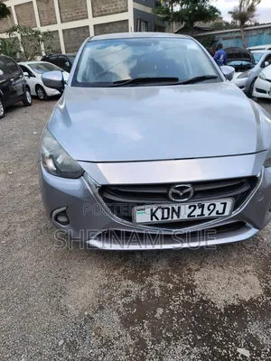 Mazda Demio 2016 Silver
