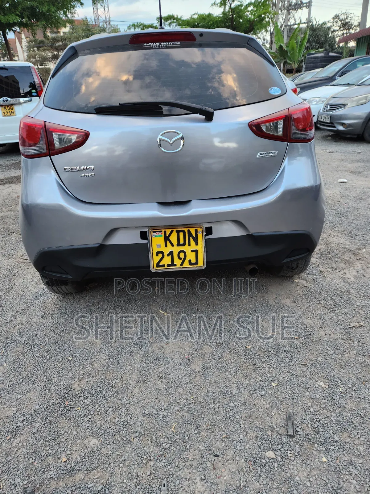 Mazda Demio 2016 Silver