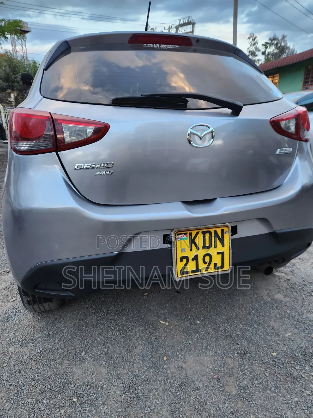 Mazda Demio 2016 Silver