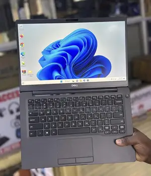 Laptop Dell Latitude 7400 8GB Intel Core i7 SSD 256GB