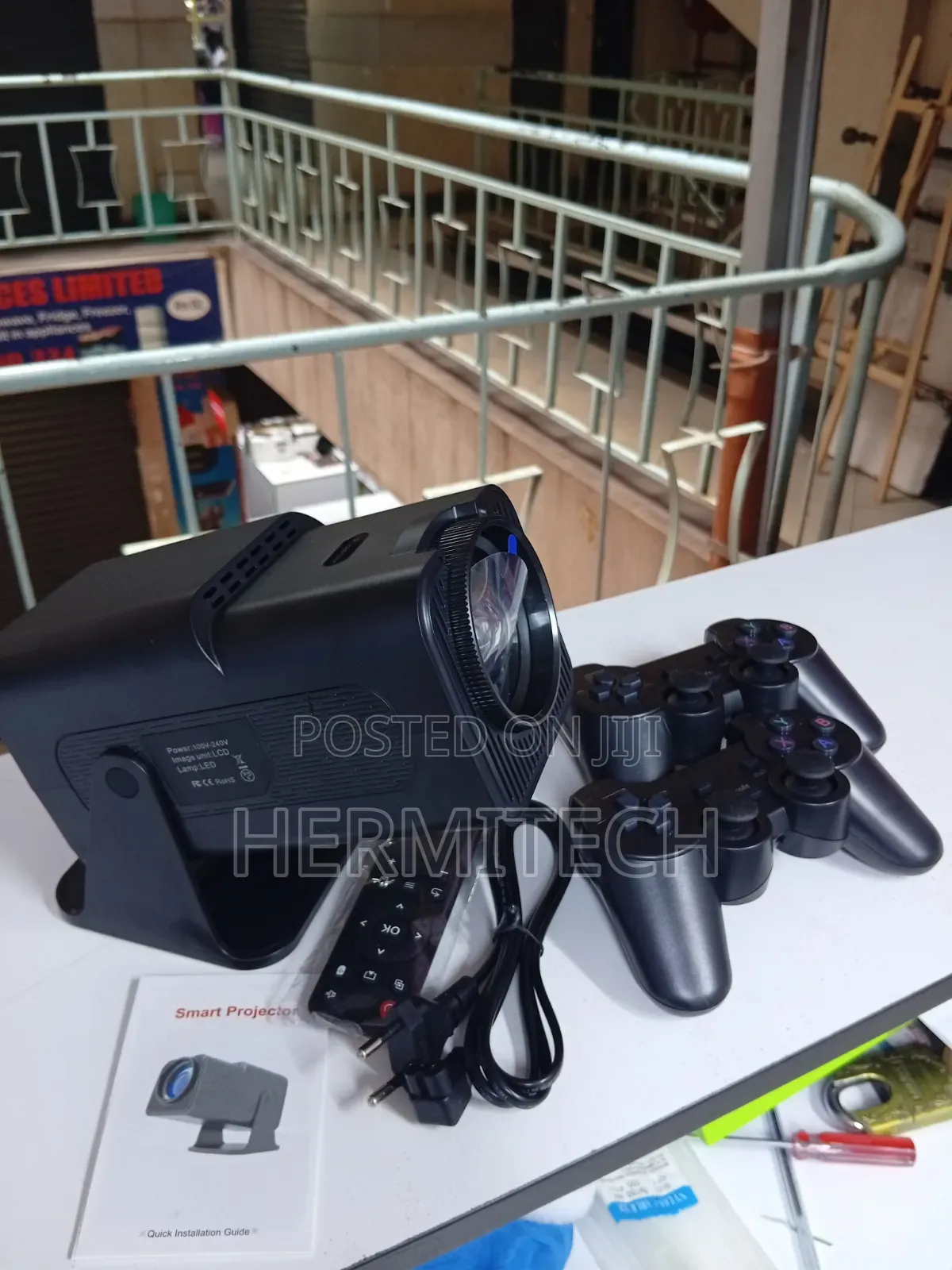 HY320 Smart Projector for Android Apps, Games and Video Streaming