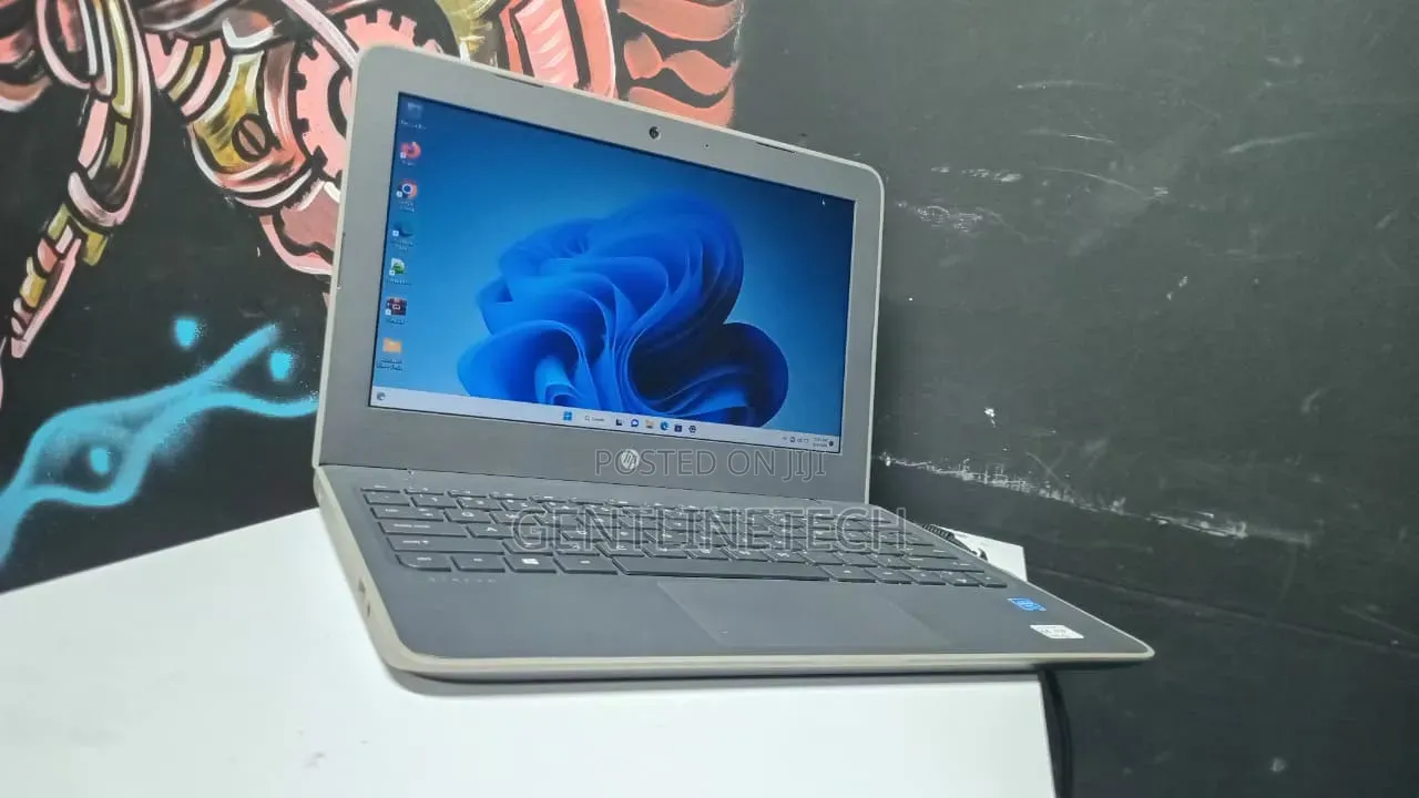 Laptop HP Stream 11 4GB Intel Celeron SSD 72GB