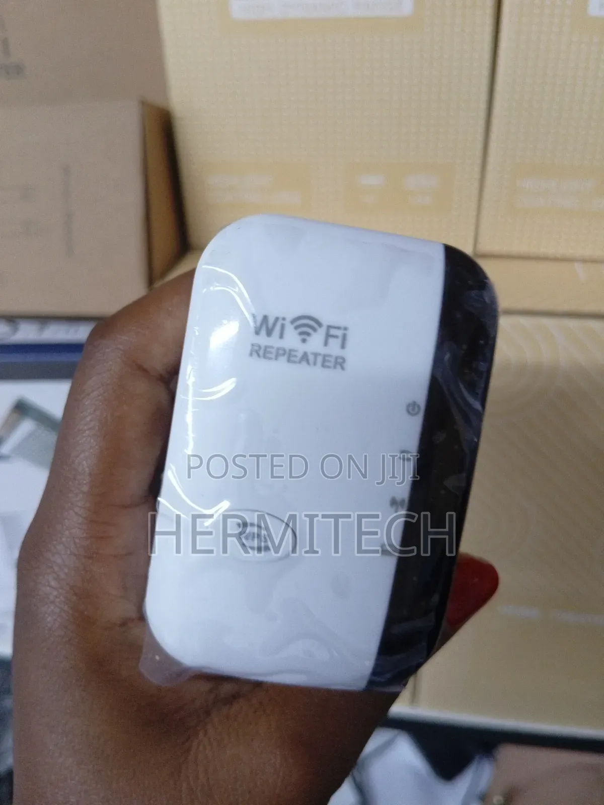 Smart WiFi Repeater for Improved Internet Access in Every Room