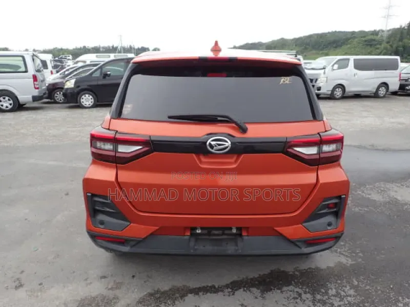 Daihatsu Rocky 2020 Orange