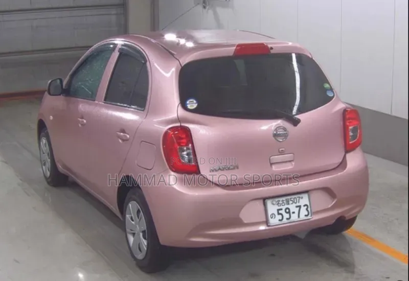 Nissan March 1.2 FWD 2019 Pink