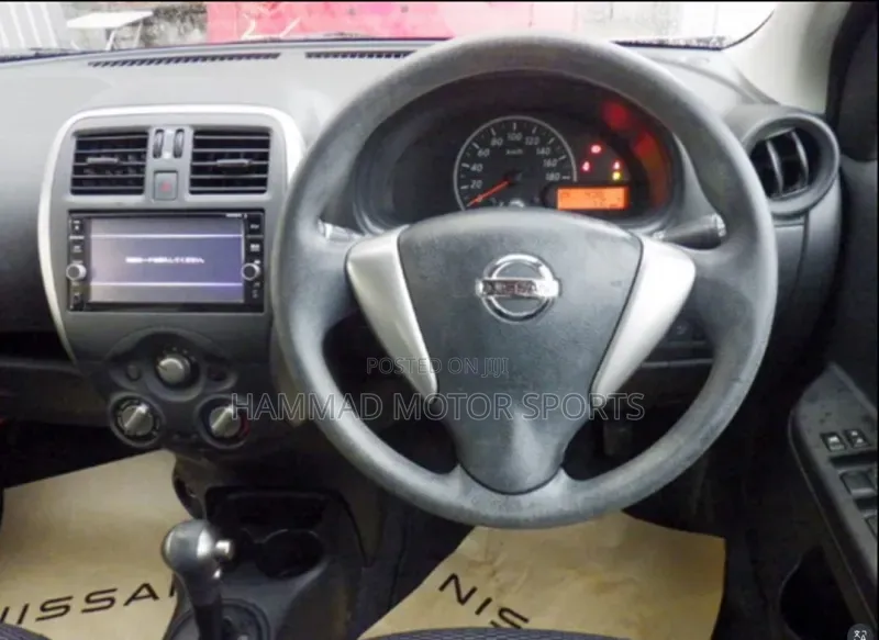 Nissan March 1.2 FWD 2019 Pink