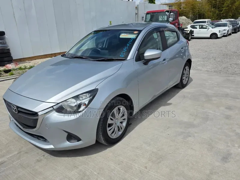 Mazda Demio 2019 Silver