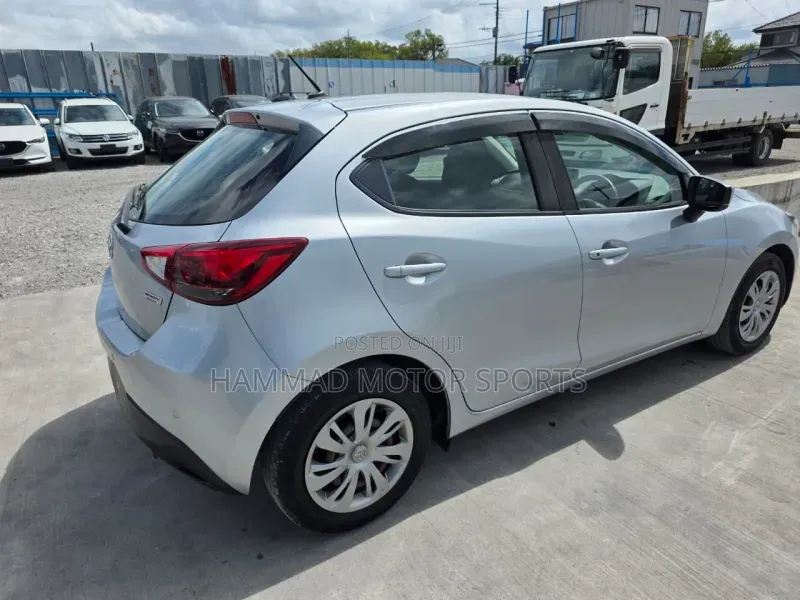 Mazda Demio 2019 Silver