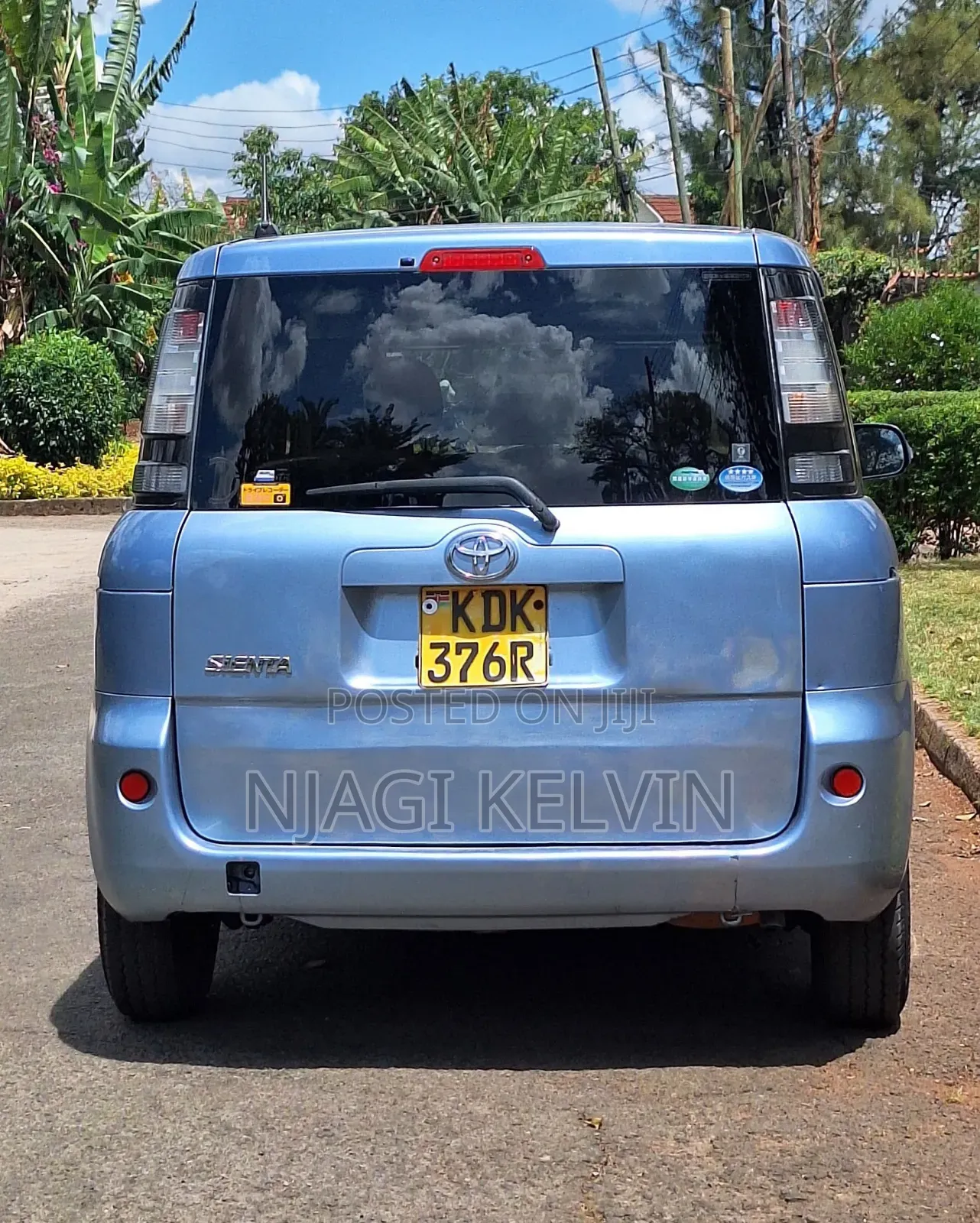 Toyota Sienta 2015 Blue
