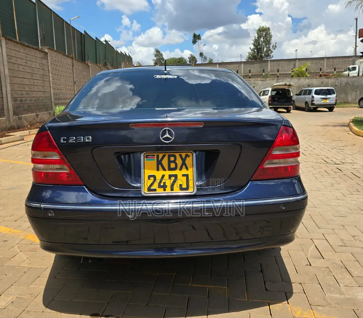 Mercedes-Benz C230 2006 Blue