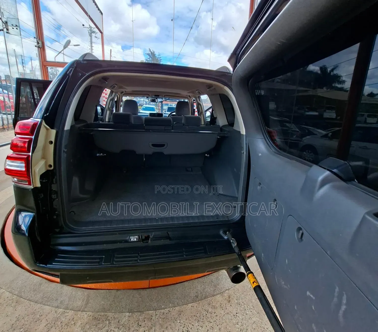 Toyota Land Cruiser Prado 2.7 i 2012 Matt Black