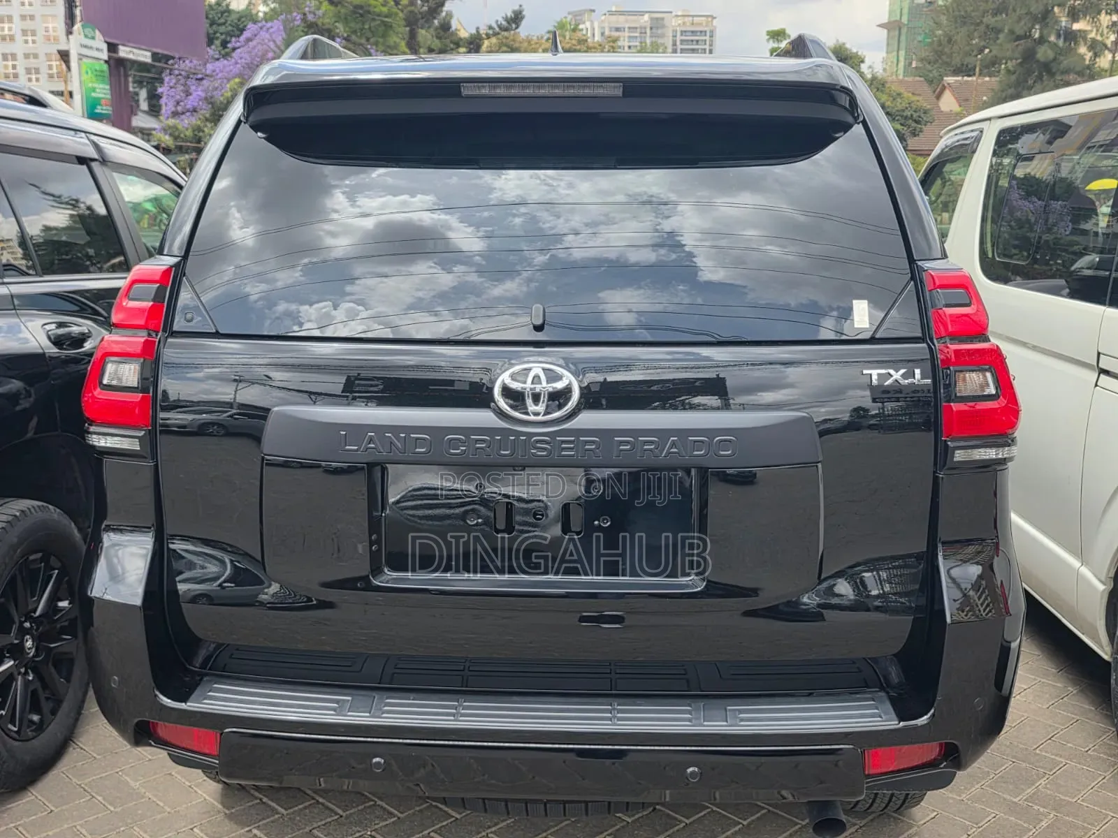 Toyota Land Cruiser Prado 2022 Black