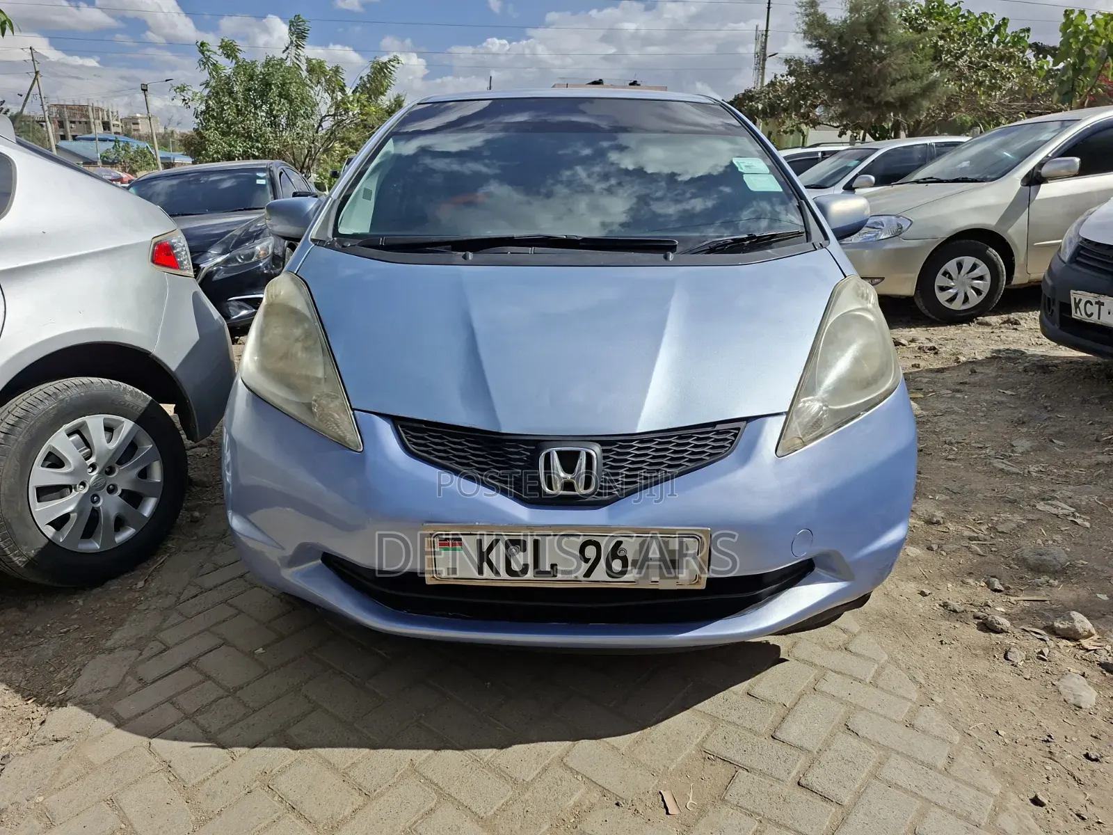 Honda Fit Automatic 2010 Blue