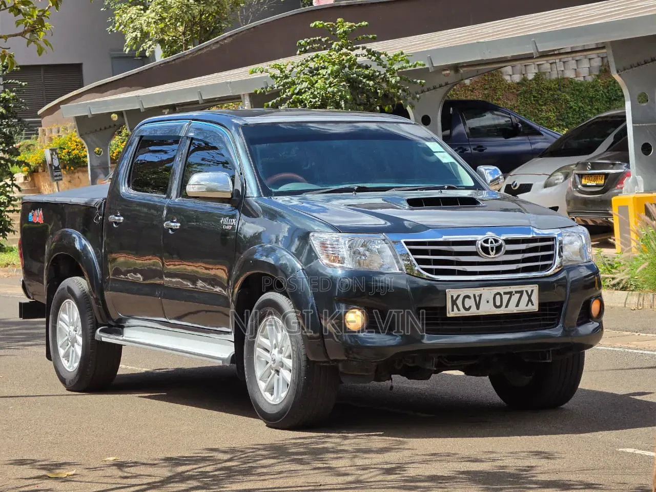 Toyota Hilux 3.0 D-4D 4x4 2012 Green