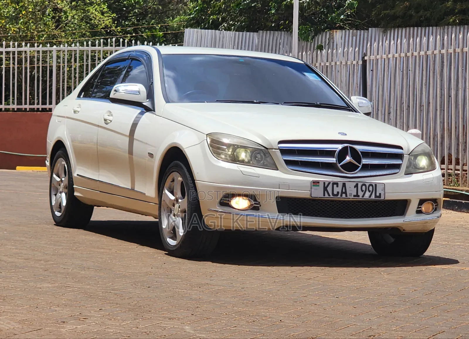 Mercedes-Benz C200 2007 Pearl