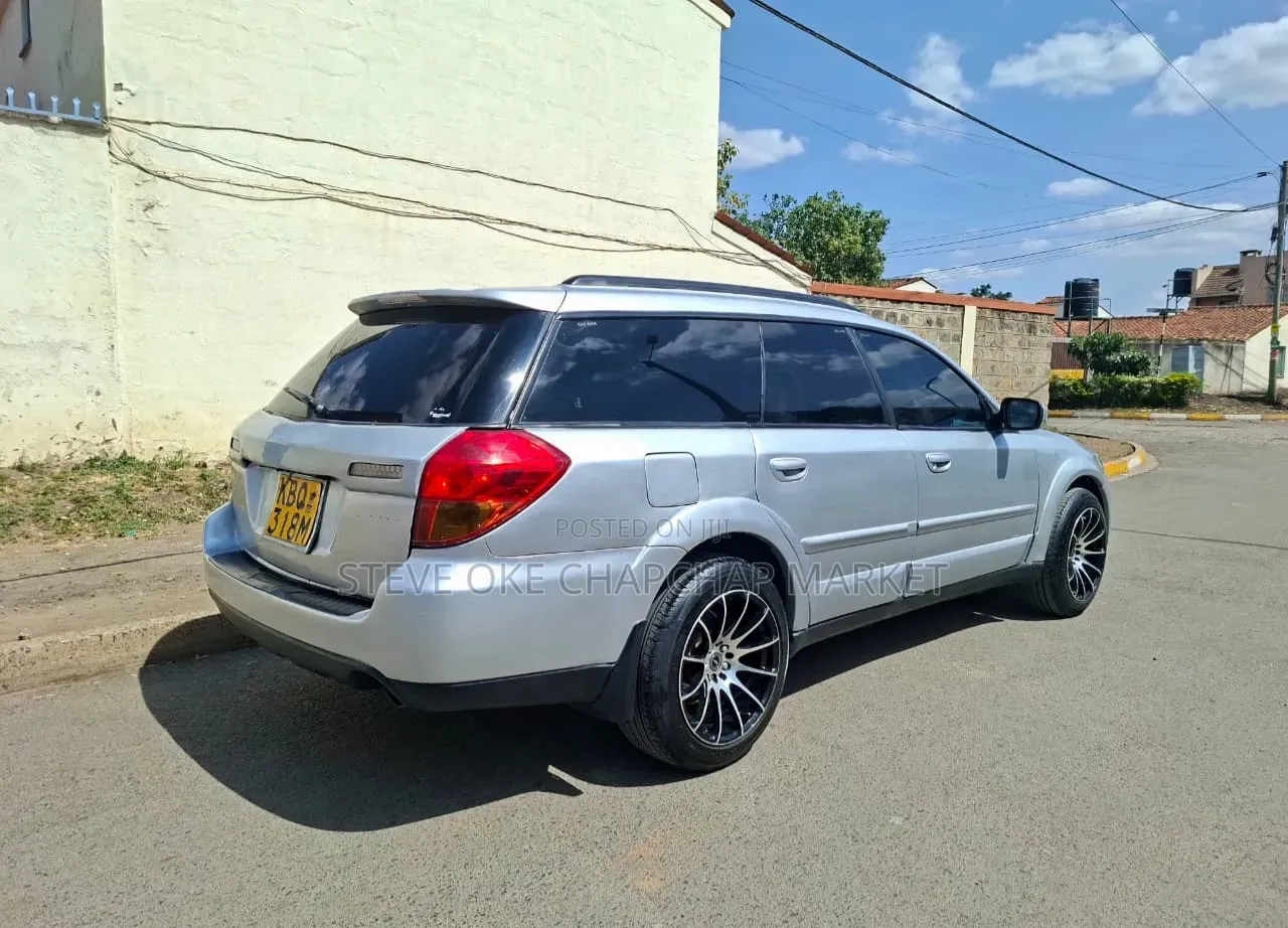 Subaru Outback Automatic 2005 Silver