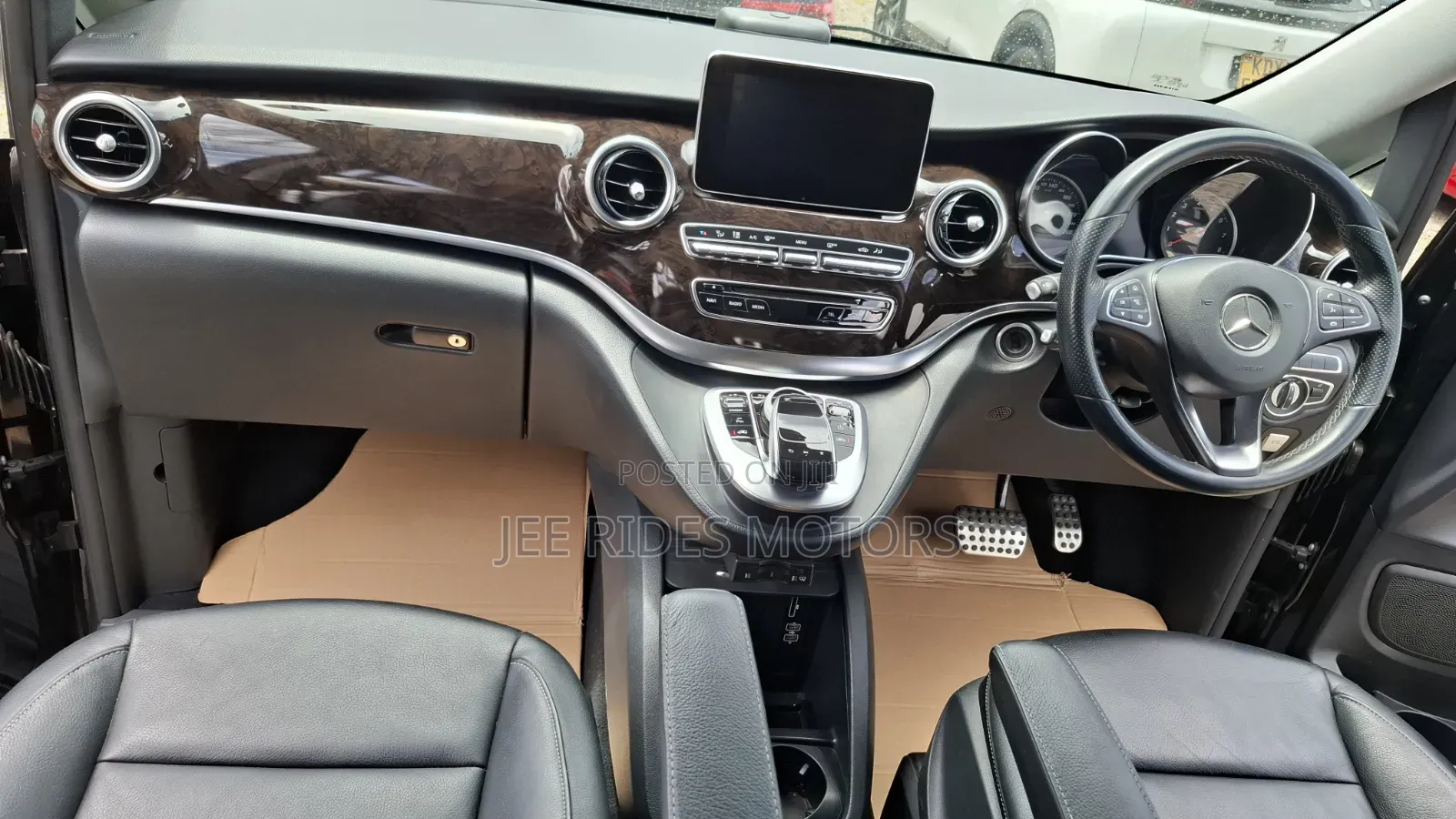 Mercedes-Benz V-Class 2019 Black