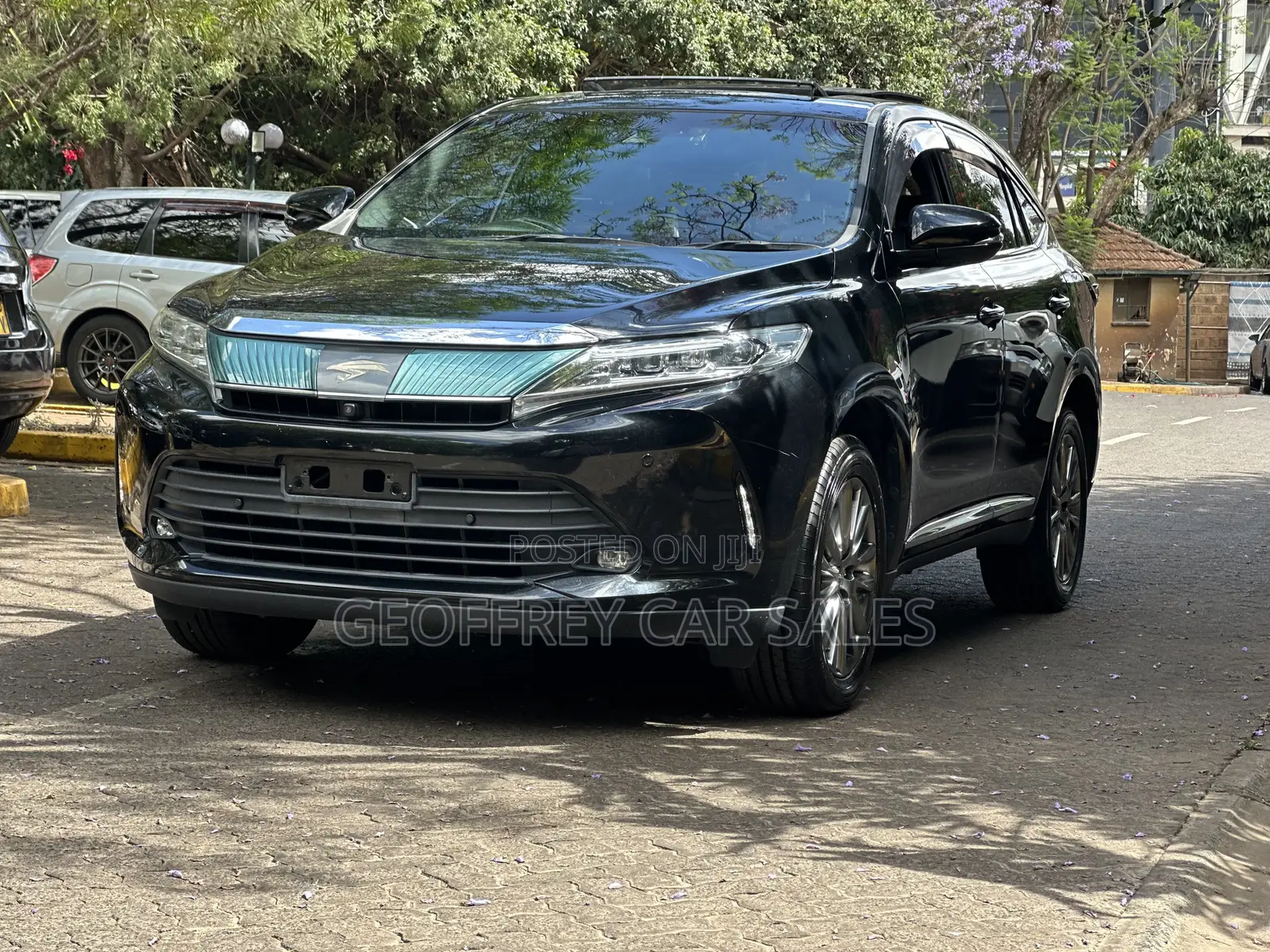 Toyota Harrier 2.0 2019 Black