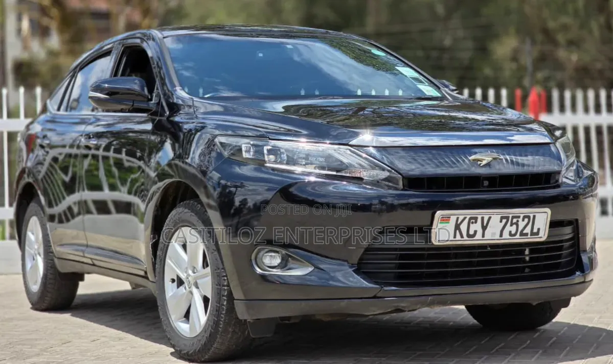Toyota Harrier 2.0 2014 Black