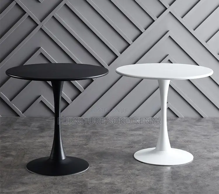 Dining Table : Smooth Round Faux-Marble Dining Table