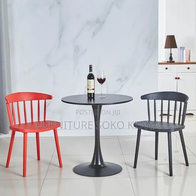Dining Table : Smooth Round Faux-Marble Dining Table