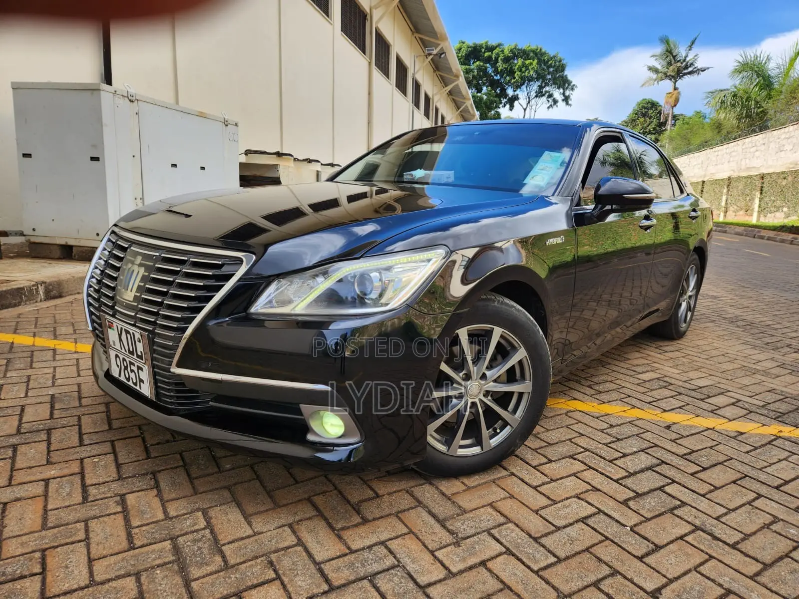 Toyota Crown 2015 Black