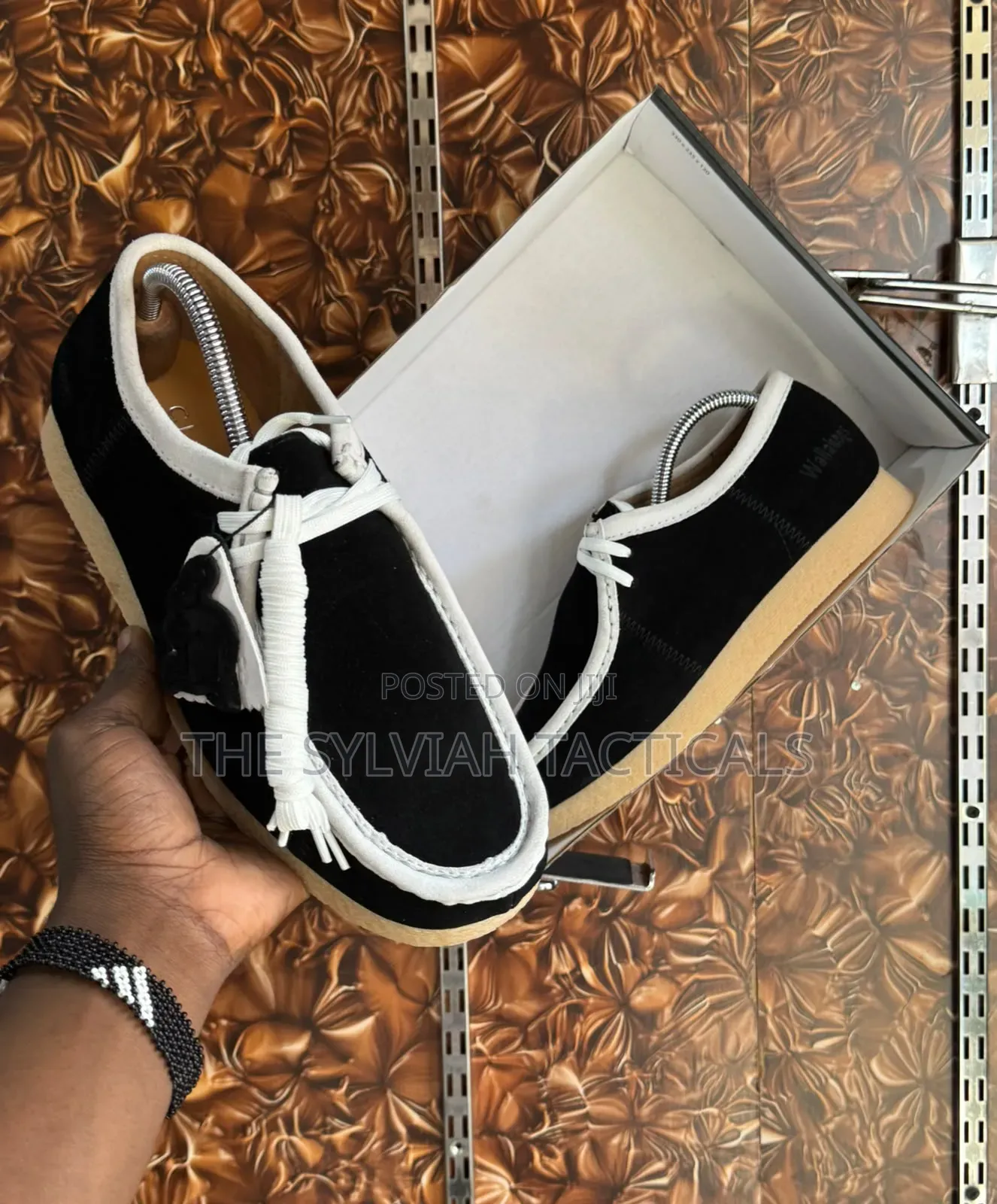 Quality Clarks Originals