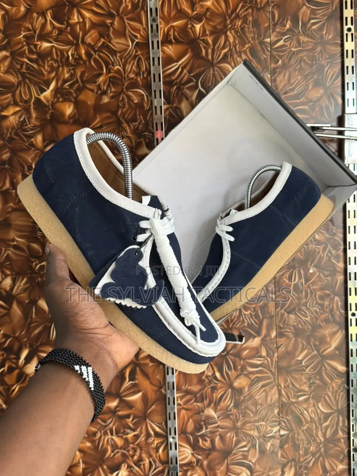 Quality Clarks Originals