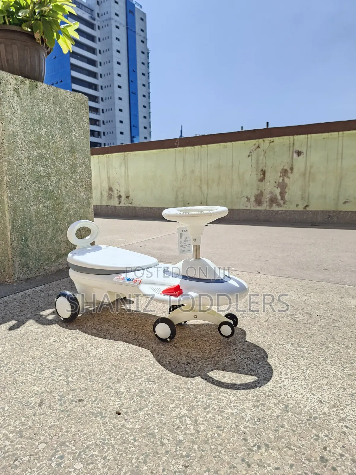 Rechargeable Twist Car for Kids