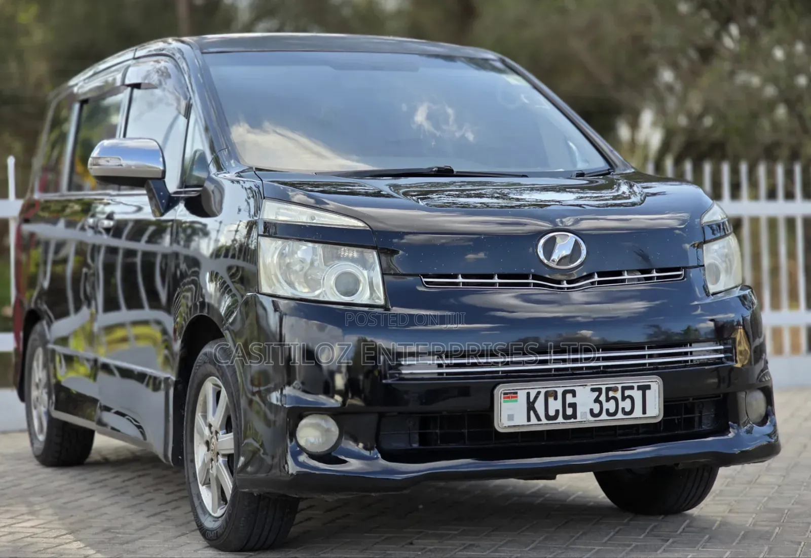 Toyota Voxy ZS 2WD 7-Seater 2009 Black