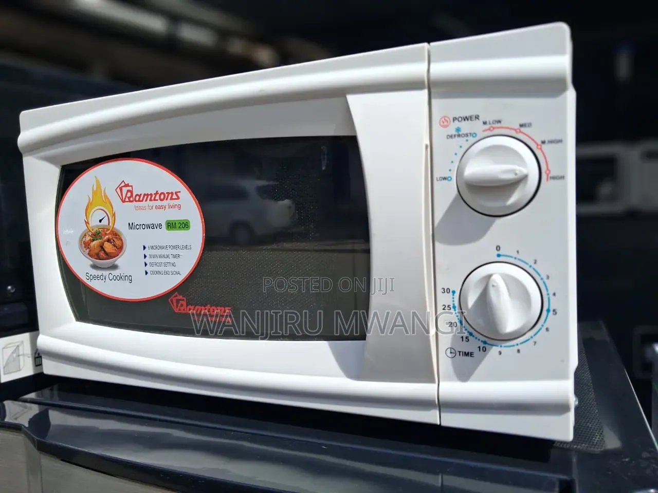 Working Microwave ( Ramtons)