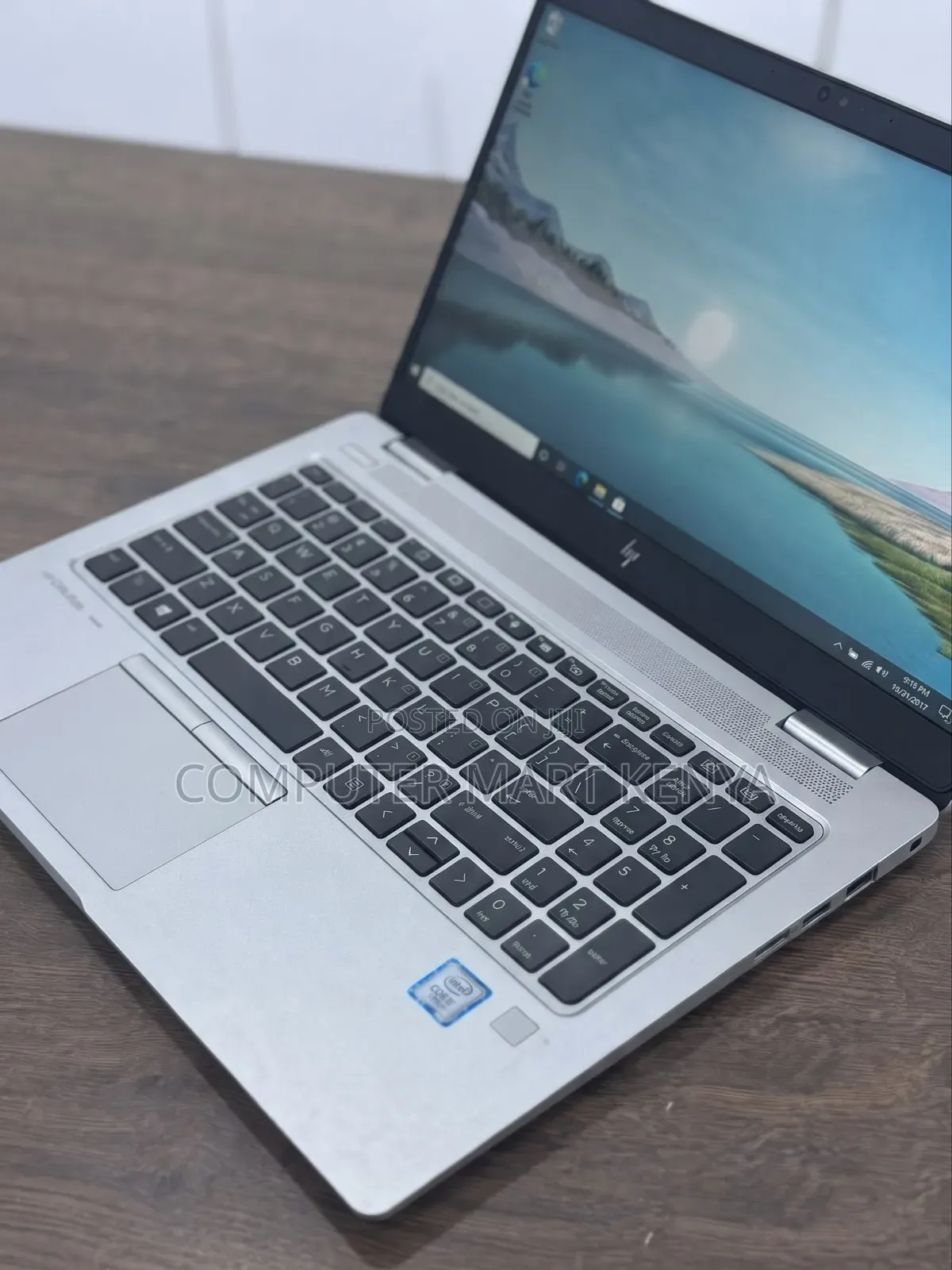 New Laptop HP EliteBook 830 G8 16GB Intel Core i7 SSD 512GB