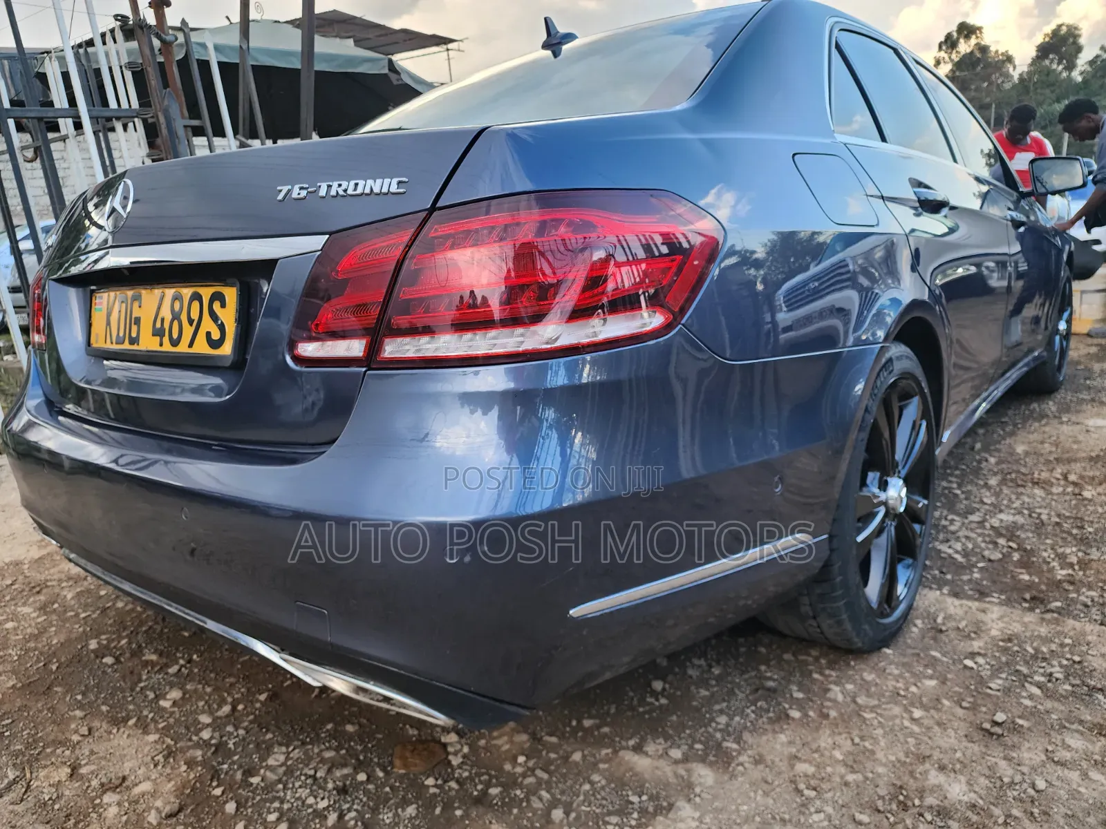 Mercedes-Benz E250 2015 Blue