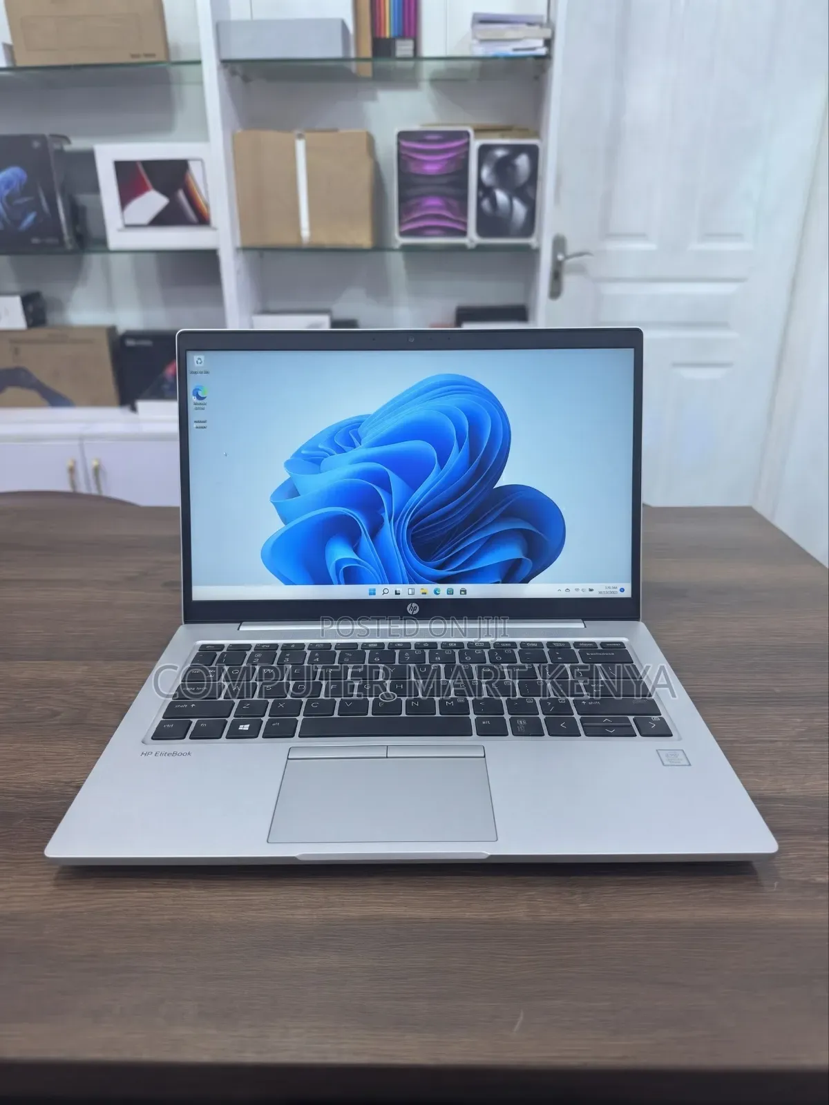 New Laptop HP EliteBook 840 G8 16GB Intel Core i7 SSD 512GB
